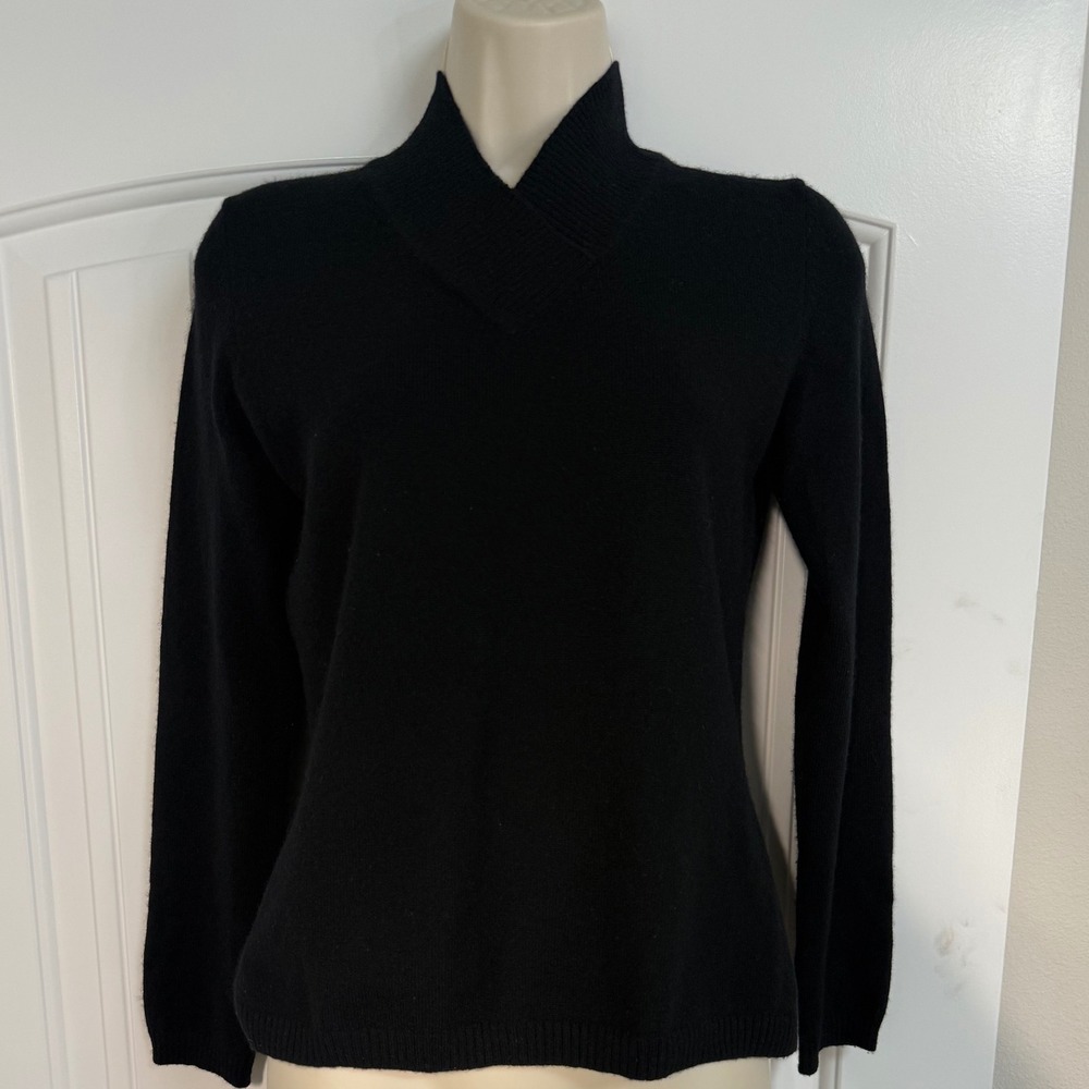 Investments Fine Cashmere Sweater Womens XS Black Crossover V-Neck Ribbed Knit